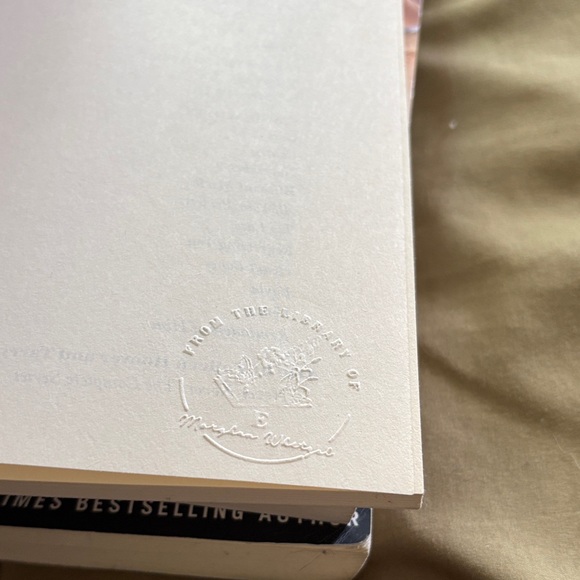 Colleen Hoover Book Set - Blue, White, Pink Covers - Picture 3 of 9